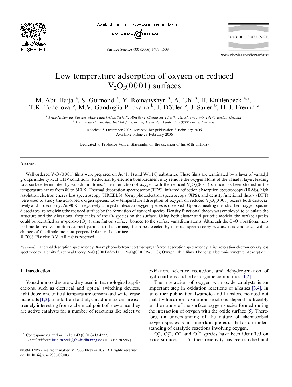 Low temperature adsorption of oxygen on reduced V2O3(0 0 0 1) surfaces