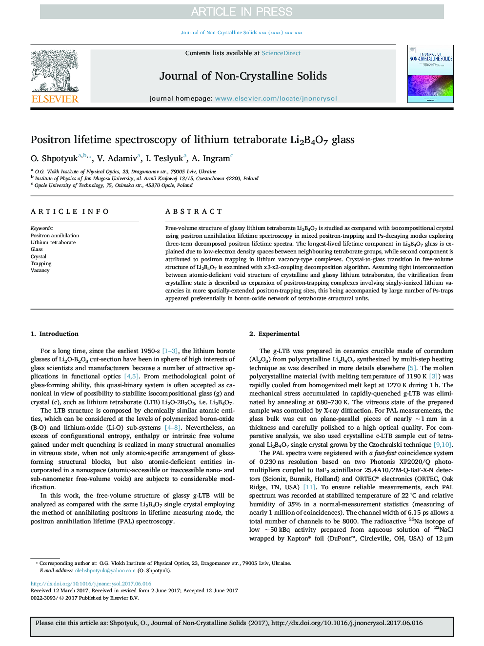 Positron lifetime spectroscopy of lithium tetraborate Li2B4O7 glass