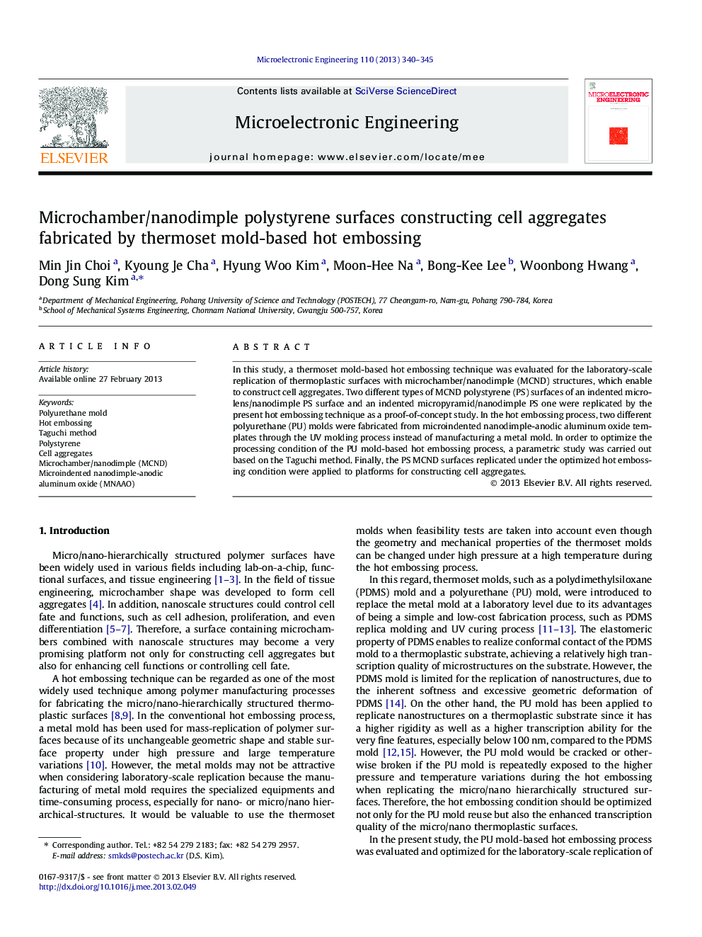 Microchamber/nanodimple polystyrene surfaces constructing cell aggregates fabricated by thermoset mold-based hot embossing