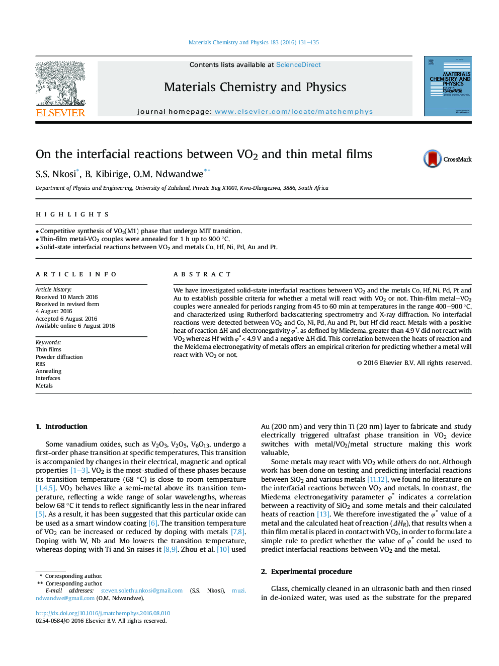 On the interfacial reactions between VO2 and thin metal films