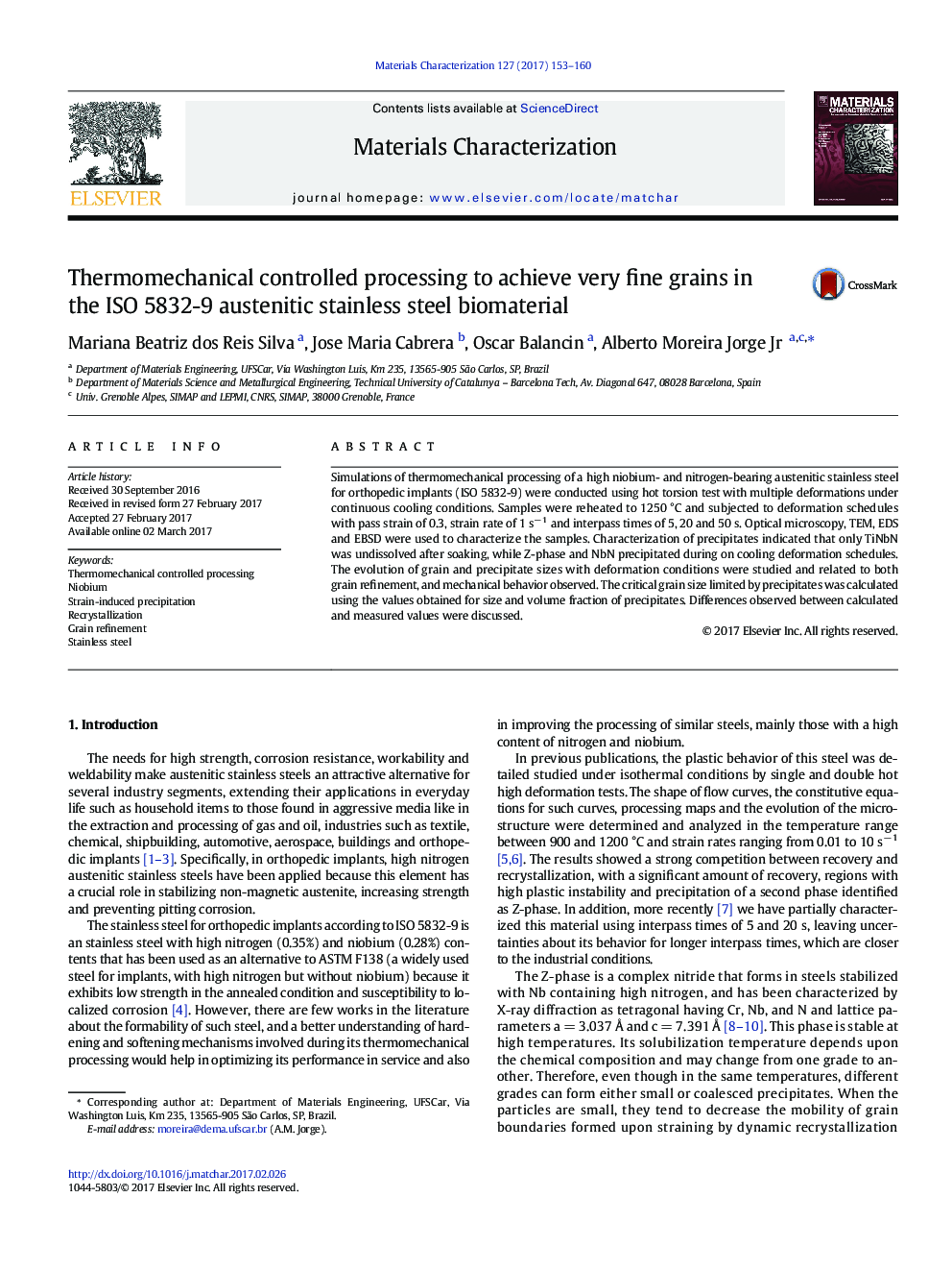 Thermomechanical controlled processing to achieve very fine grains in the ISO 5832-9 austenitic stainless steel biomaterial