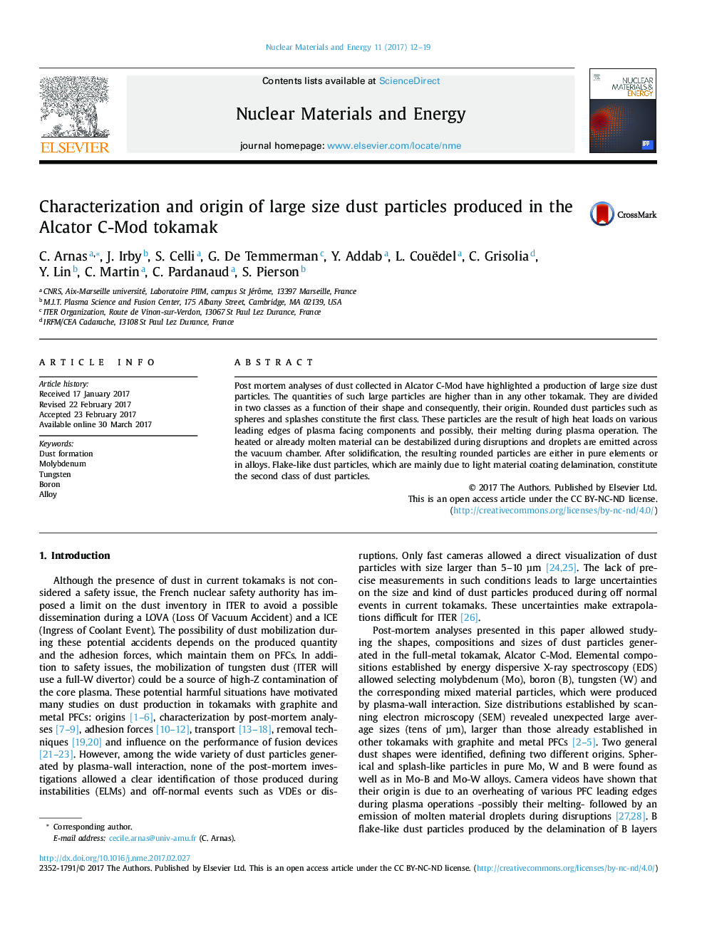 Characterization and origin of large size dust particles produced in the Alcator C-Mod tokamak