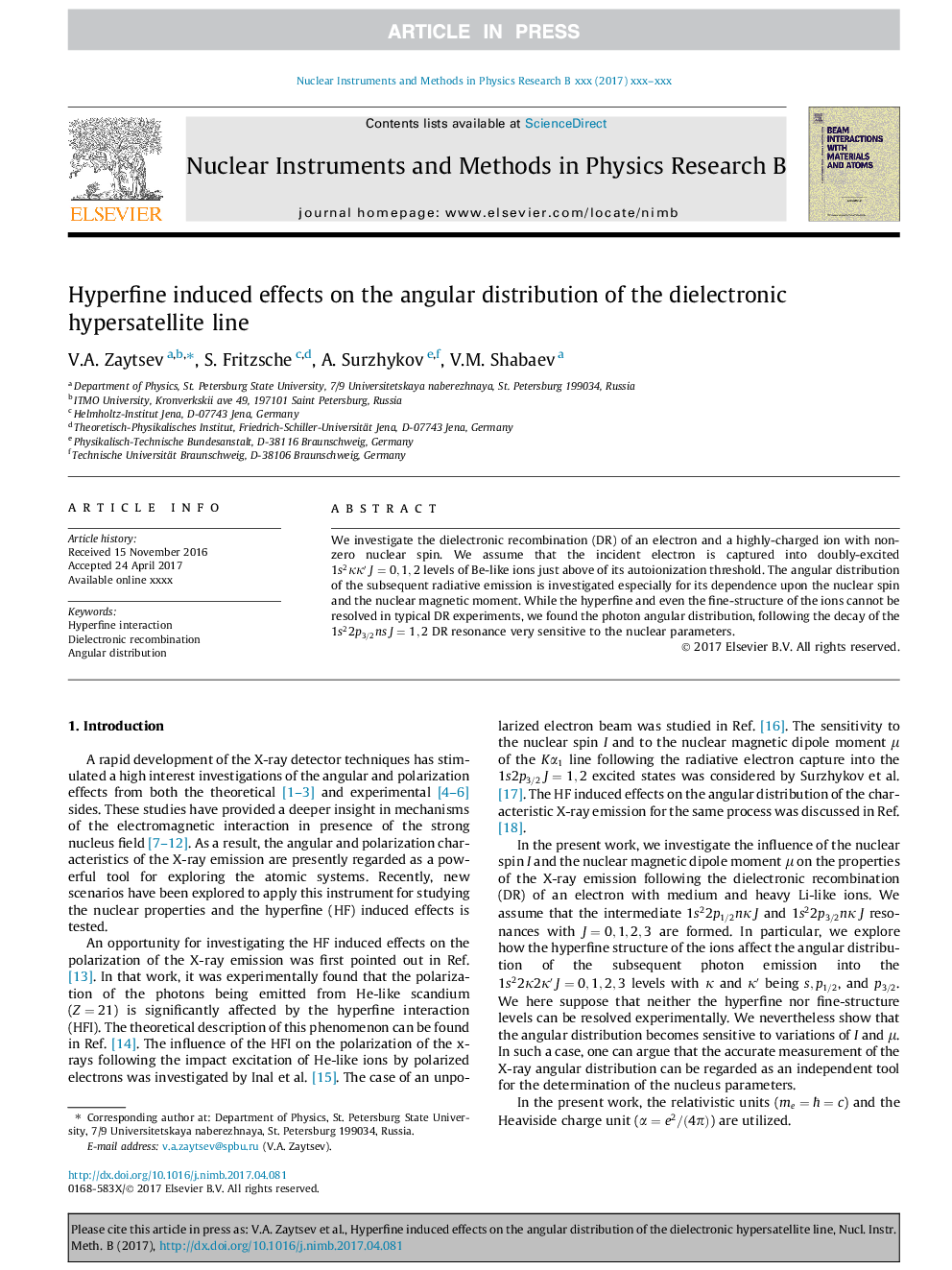 Hyperfine induced effects on the angular distribution of the dielectronic hypersatellite line