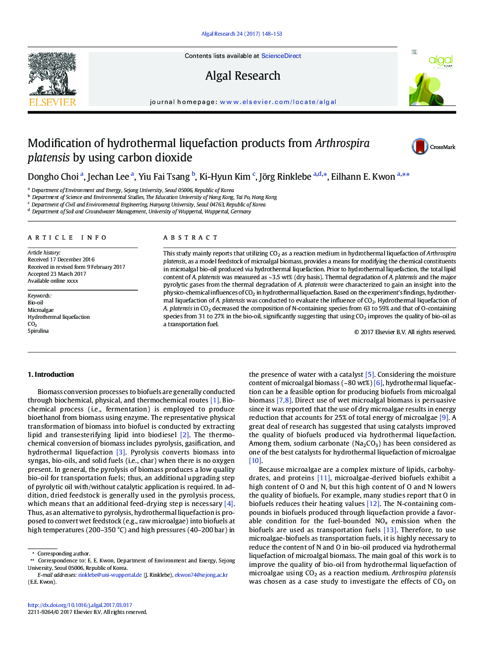 Modification of hydrothermal liquefaction products from Arthrospira platensis by using carbon dioxide