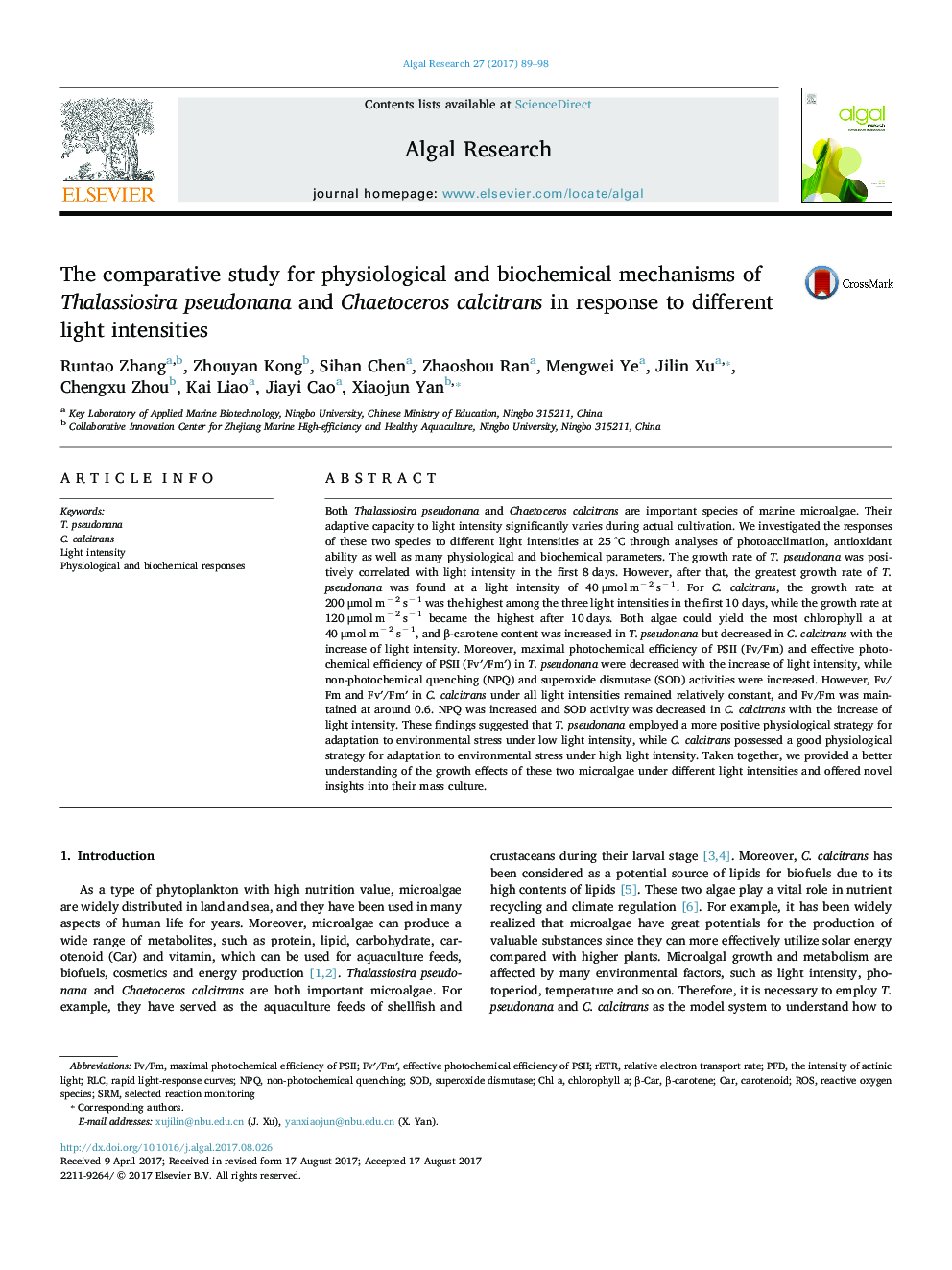 The comparative study for physiological and biochemical mechanisms of Thalassiosira pseudonana and Chaetoceros calcitrans in response to different light intensities