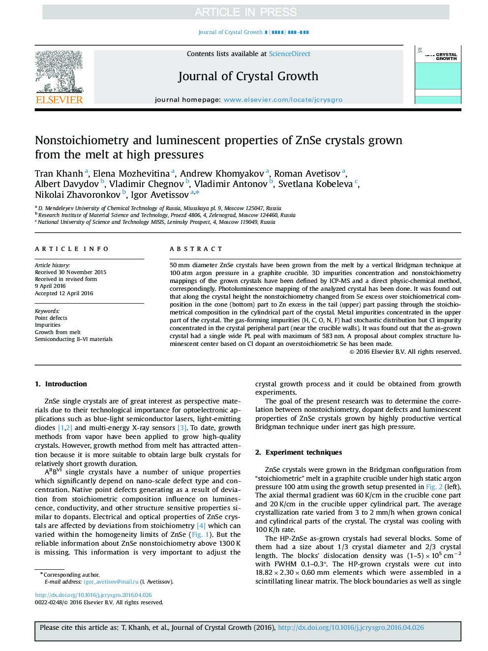 Nonstoichiometry and luminescent properties of ZnSe crystals grown from the melt at high pressures