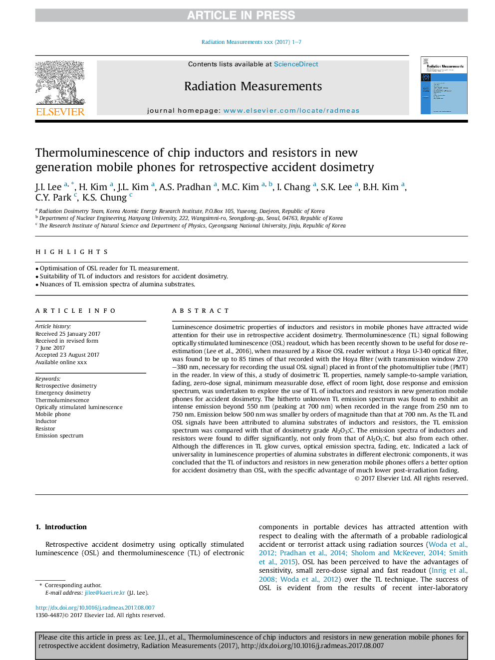 Thermoluminescence of chip inductors and resistors in new generation mobile phones for retrospective accident dosimetry