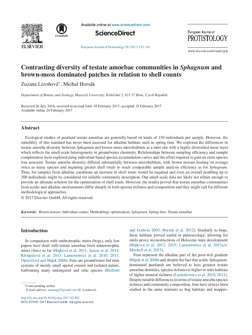 Contrasting diversity of testate amoebae communities in Sphagnum and brown-moss dominated patches in relation to shell counts