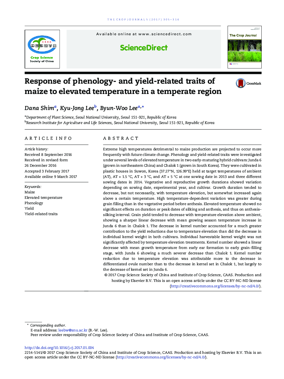 Response of phenology- and yield-related traits of maize to elevated temperature in a temperate region