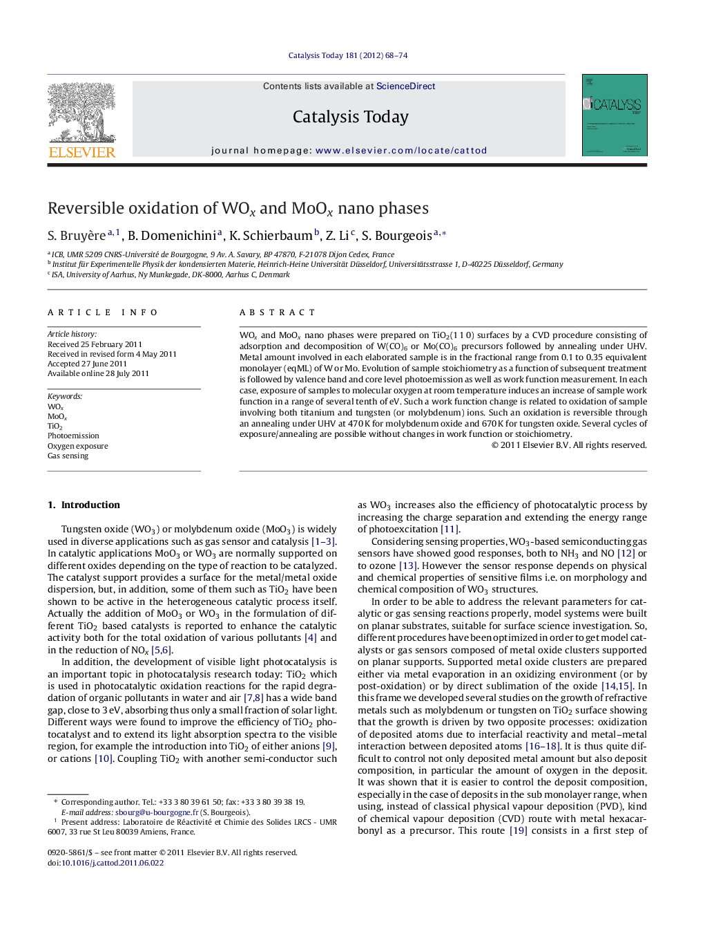 Reversible oxidation of WOx and MoOx nano phases