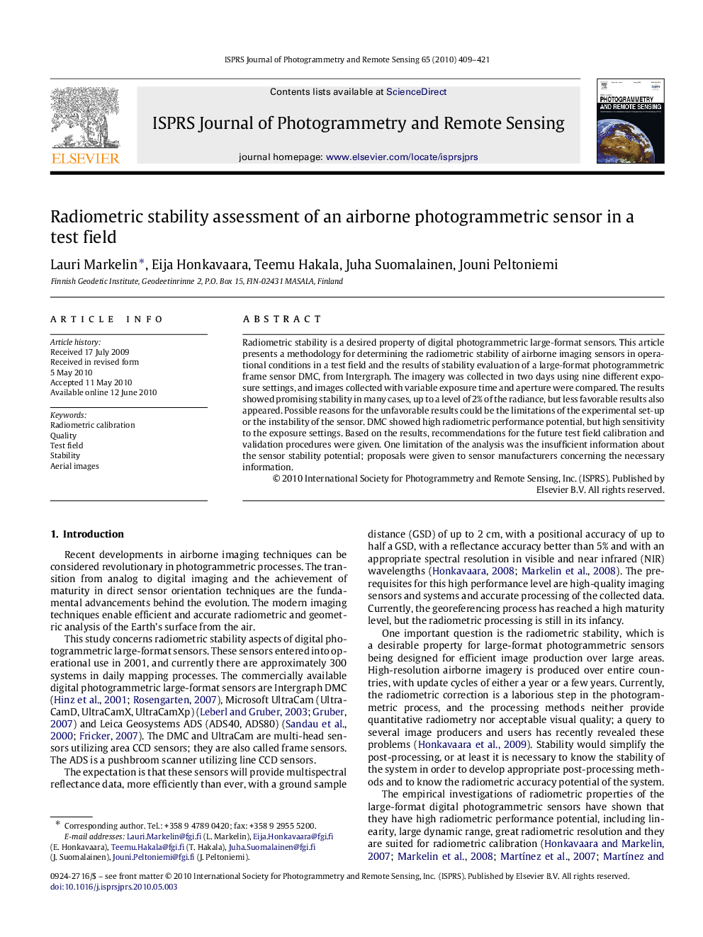 Radiometric stability assessment of an airborne photogrammetric sensor in a test field