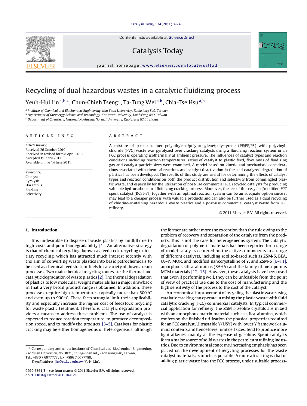 Recycling of dual hazardous wastes in a catalytic fluidizing process