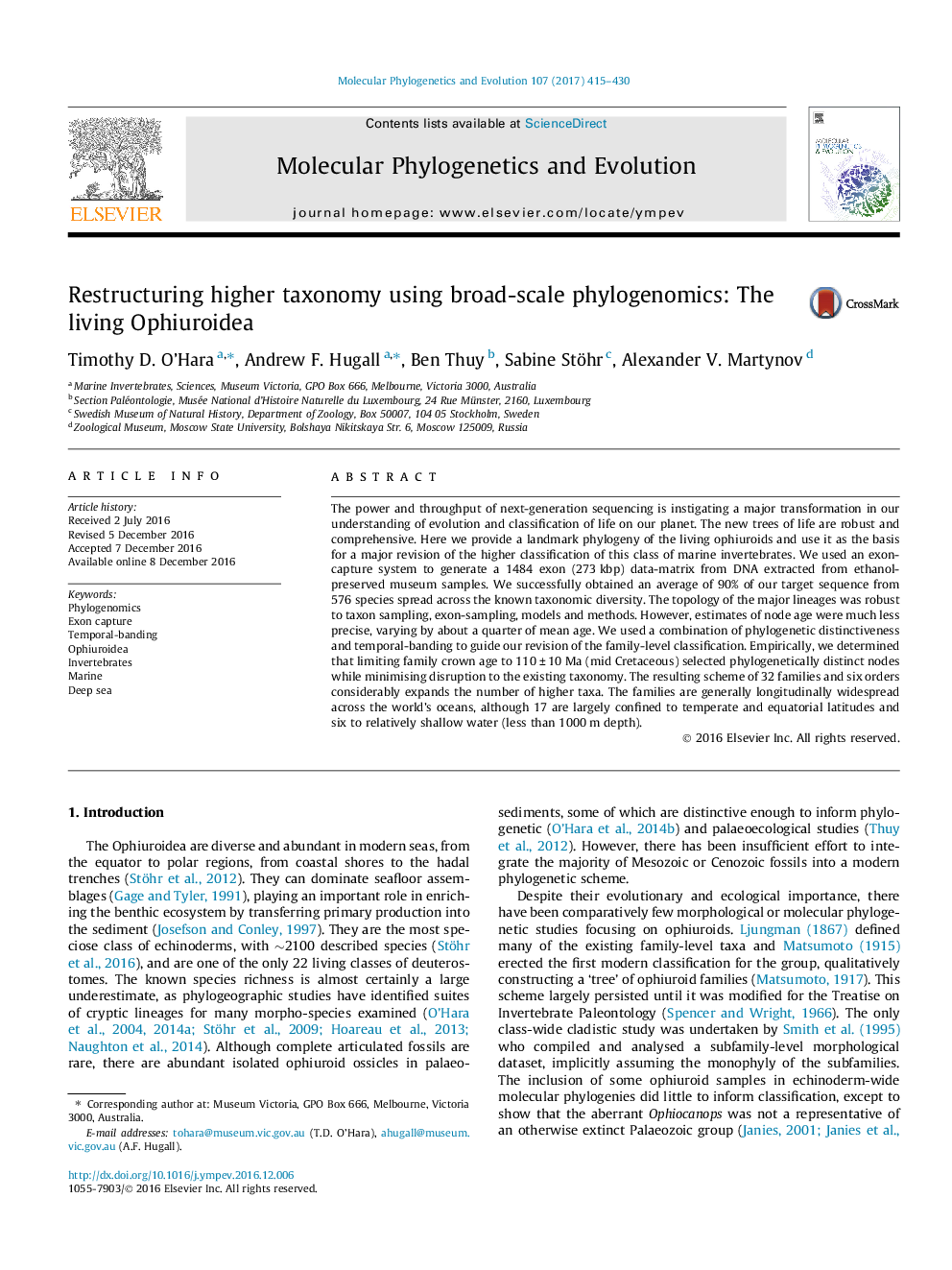 Restructuring higher taxonomy using broad-scale phylogenomics: The living Ophiuroidea