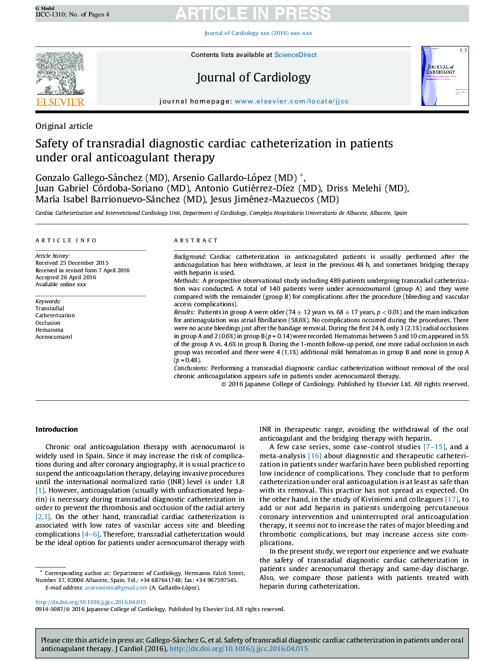 Safety of transradial diagnostic cardiac catheterization in patients under oral anticoagulant therapy