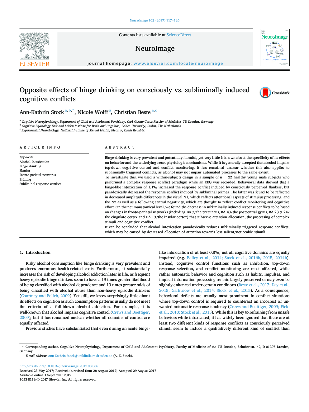 Opposite effects of binge drinking on consciously vs. subliminally induced cognitive conflicts