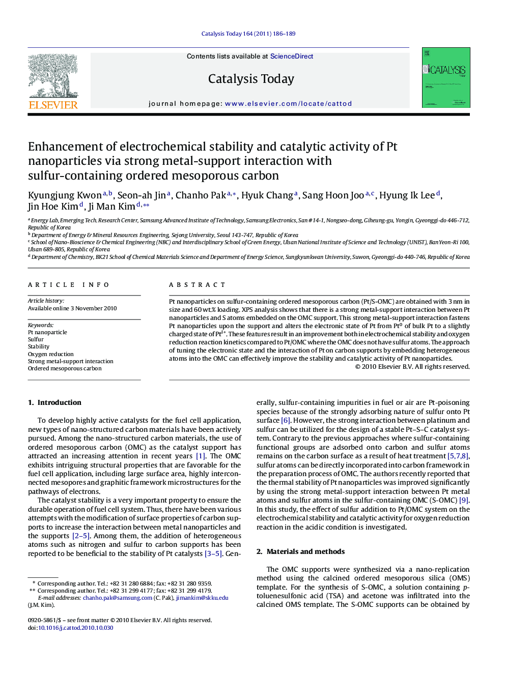 Enhancement of electrochemical stability and catalytic activity of Pt nanoparticles via strong metal-support interaction with sulfur-containing ordered mesoporous carbon