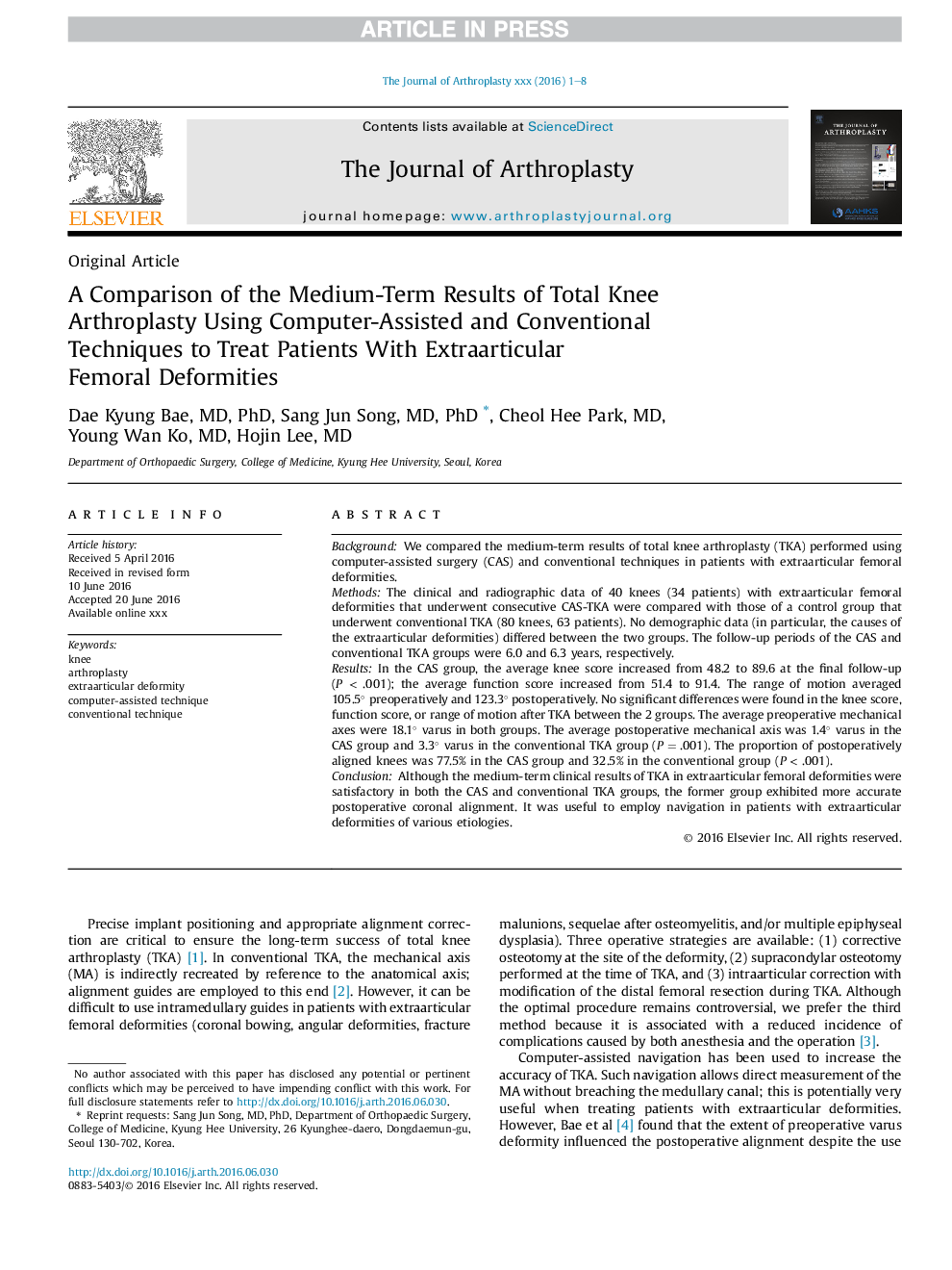 A Comparison of the Medium-Term Results of Total Knee Arthroplasty Using Computer-Assisted and Conventional Techniques to Treat Patients With Extraarticular Femoral Deformities