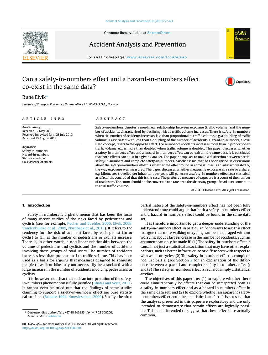 Can a safety-in-numbers effect and a hazard-in-numbers effect co-exist in the same data?