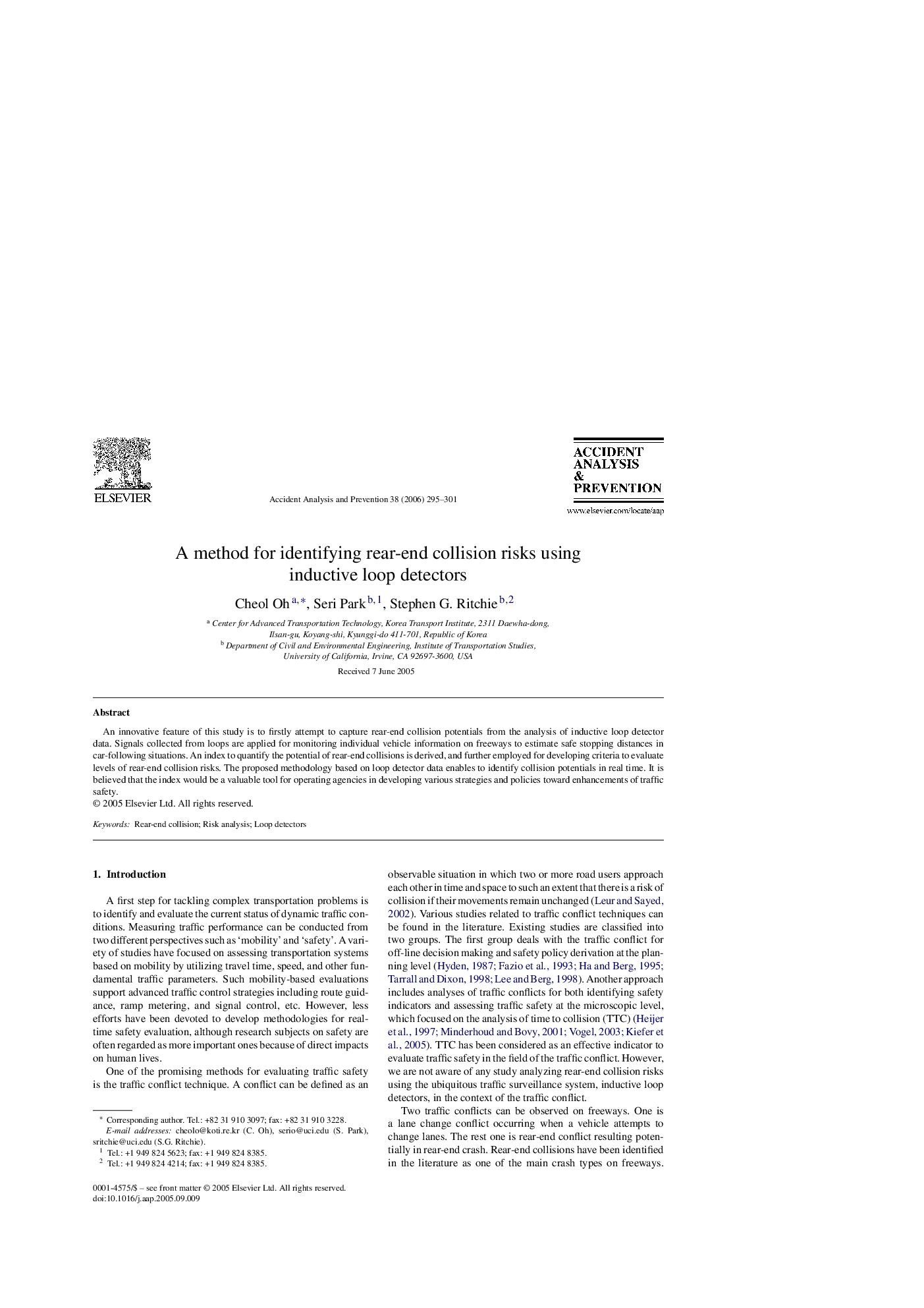 A method for identifying rear-end collision risks using inductive loop detectors