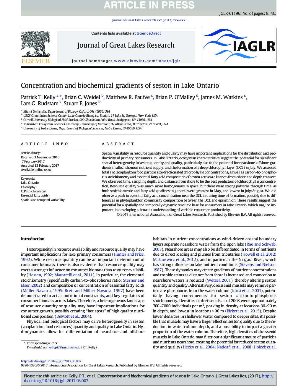 Concentration and biochemical gradients of seston in Lake Ontario