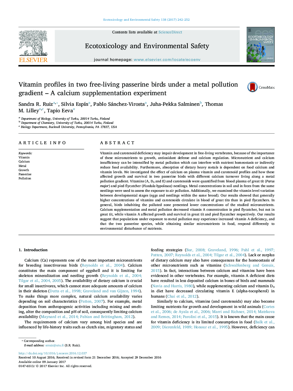 Vitamin profiles in two free-living passerine birds under a metal pollution gradient - A calcium supplementation experiment