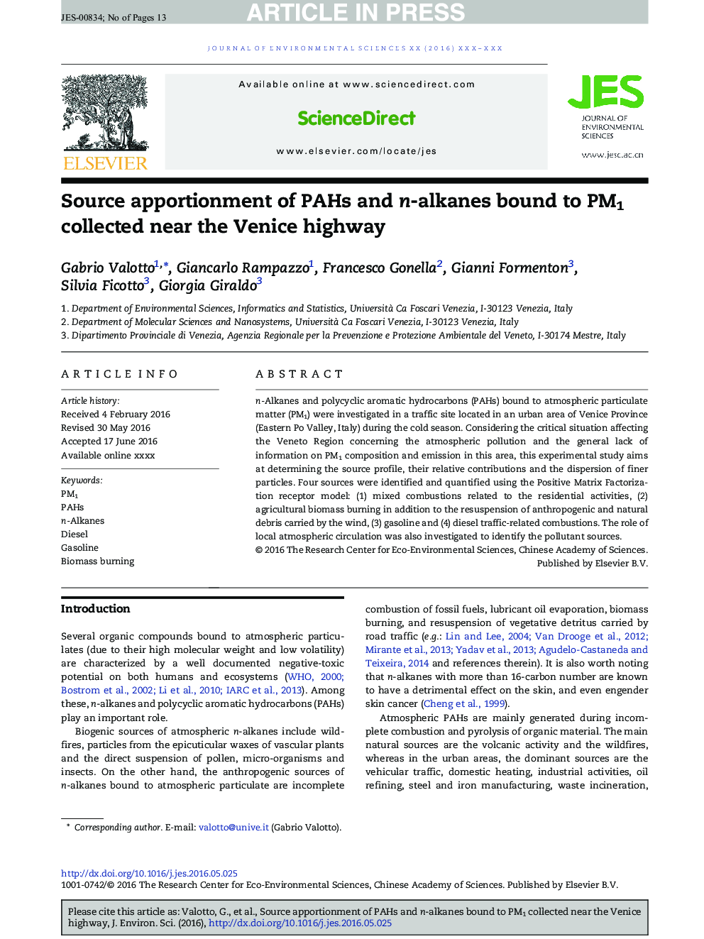 Source apportionment of PAHs and n-alkanes bound to PM1 collected near the Venice highway