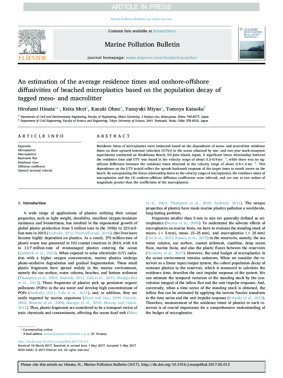 An estimation of the average residence times and onshore-offshore diffusivities of beached microplastics based on the population decay of tagged meso- and macrolitter