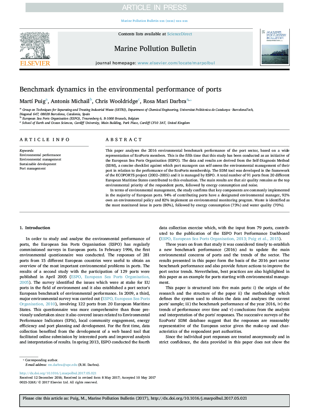 Benchmark dynamics in the environmental performance of ports