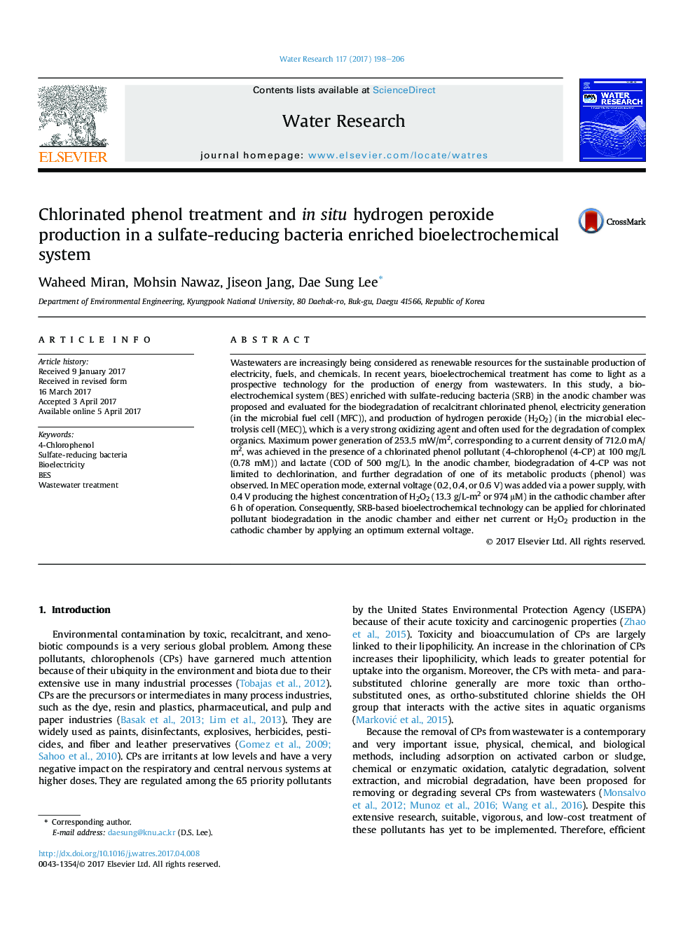 Chlorinated phenol treatment and in situ hydrogen peroxide production in a sulfate-reducing bacteria enriched bioelectrochemical system