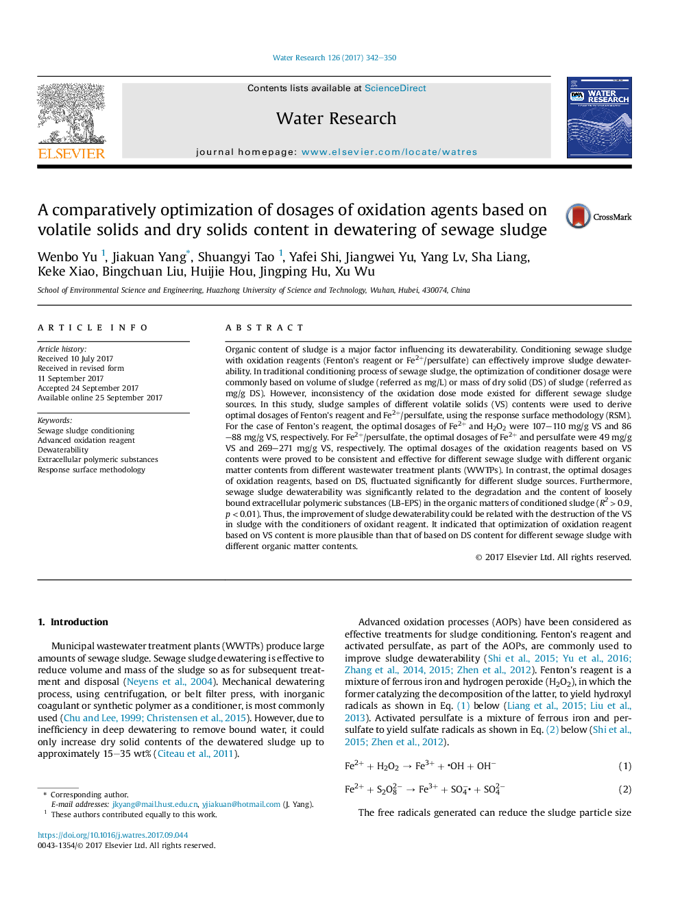 A comparatively optimization of dosages of oxidation agents based on volatile solids and dry solids content in dewatering of sewage sludge