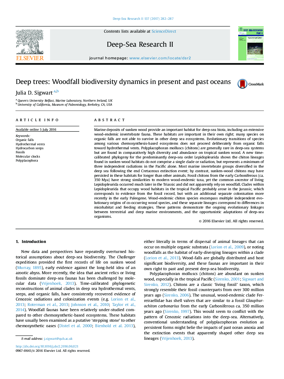 Deep trees: Woodfall biodiversity dynamics in present and past oceans