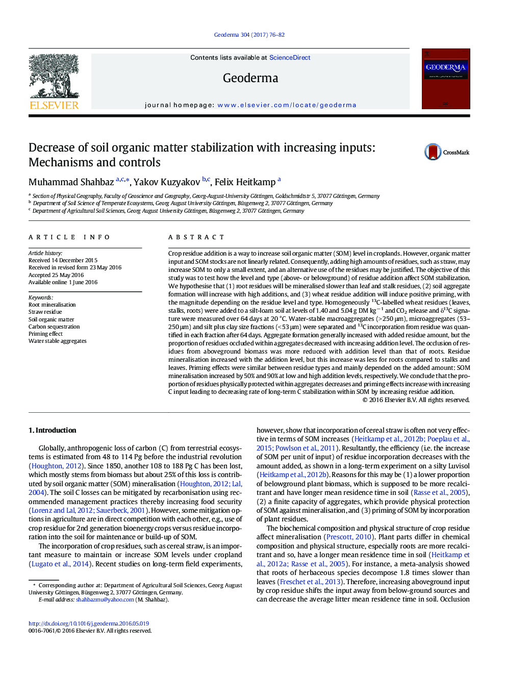 Decrease of soil organic matter stabilization with increasing inputs: Mechanisms and controls