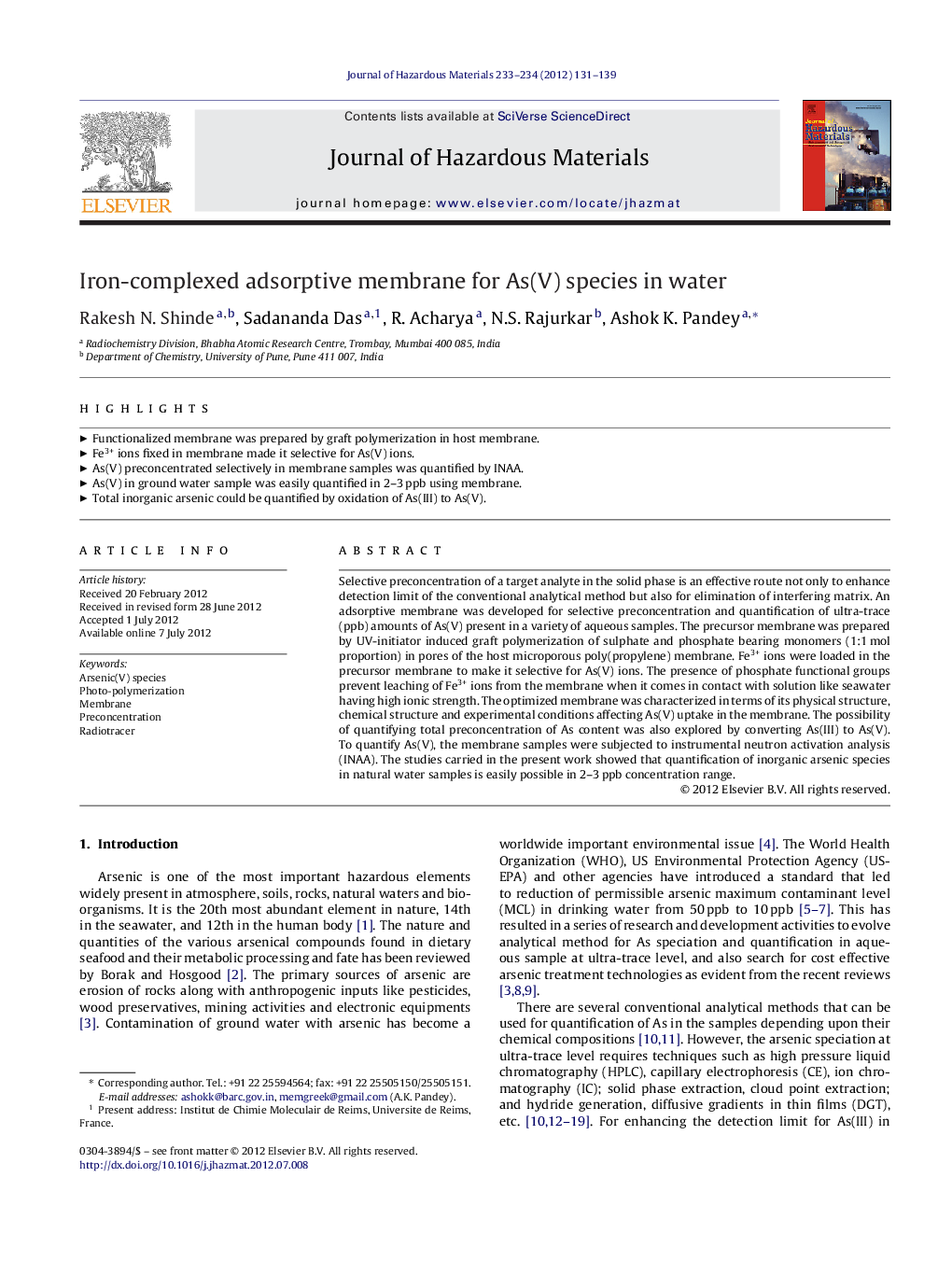 Iron-complexed adsorptive membrane for As(V) species in water