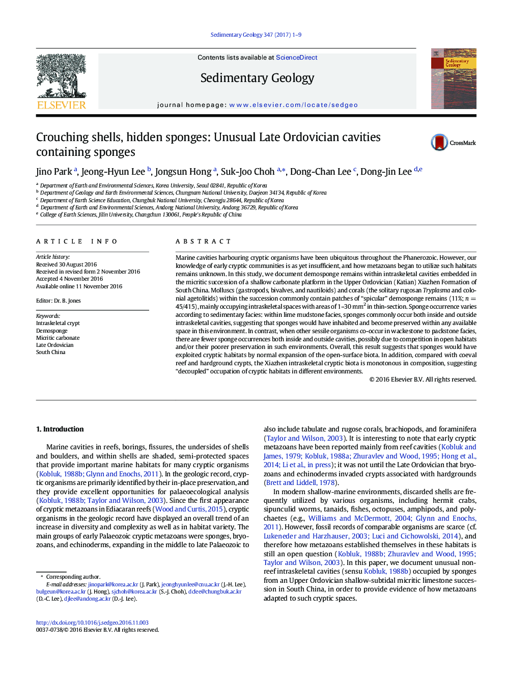 Crouching shells, hidden sponges: Unusual Late Ordovician cavities containing sponges