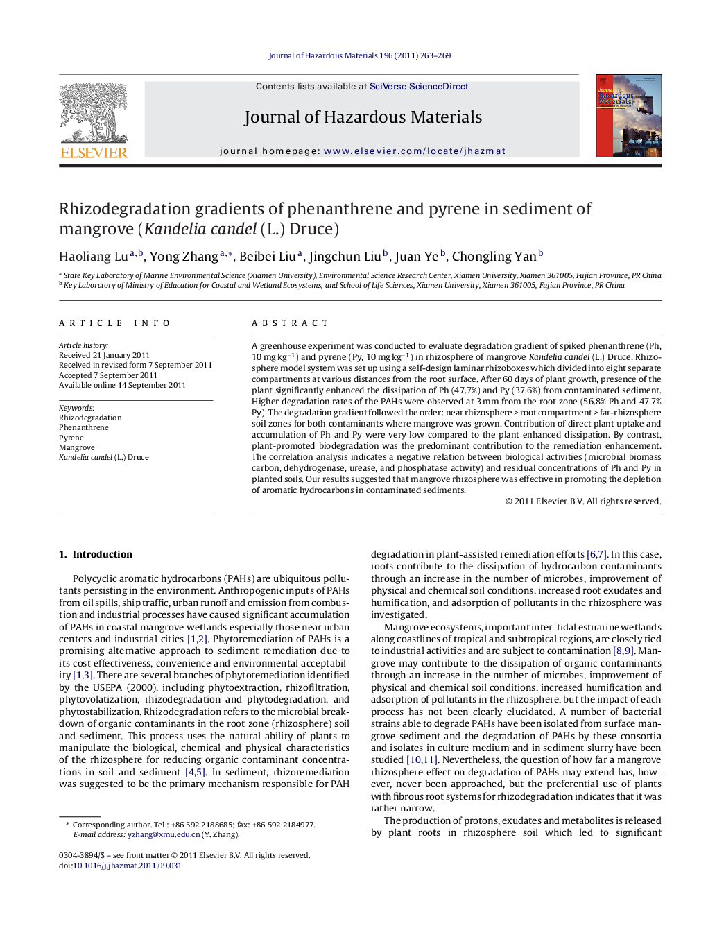 Rhizodegradation gradients of phenanthrene and pyrene in sediment of mangrove (Kandelia candel (L.) Druce)