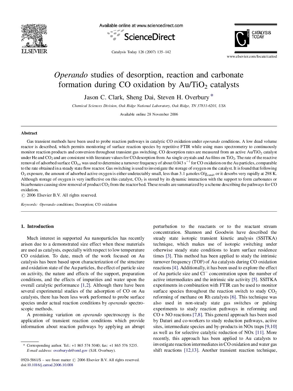 Operando studies of desorption, reaction and carbonate formation during CO oxidation by Au/TiO2 catalysts