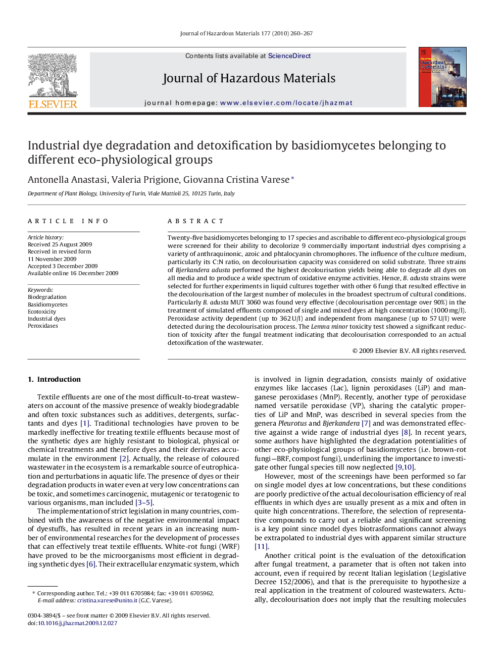 Industrial dye degradation and detoxification by basidiomycetes belonging to different eco-physiological groups