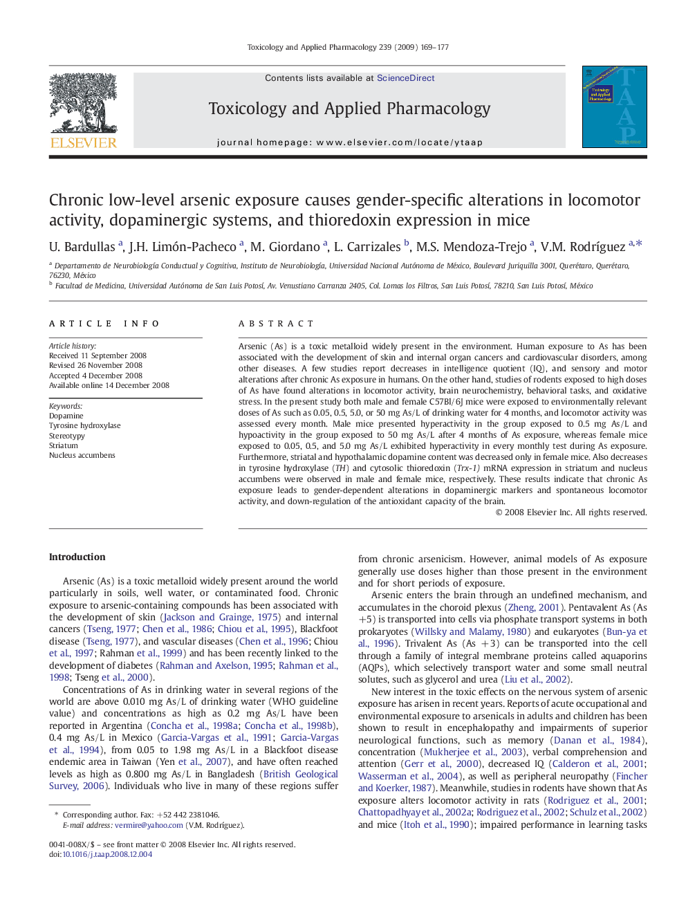 Chronic low-level arsenic exposure causes gender-specific alterations in locomotor activity, dopaminergic systems, and thioredoxin expression in mice