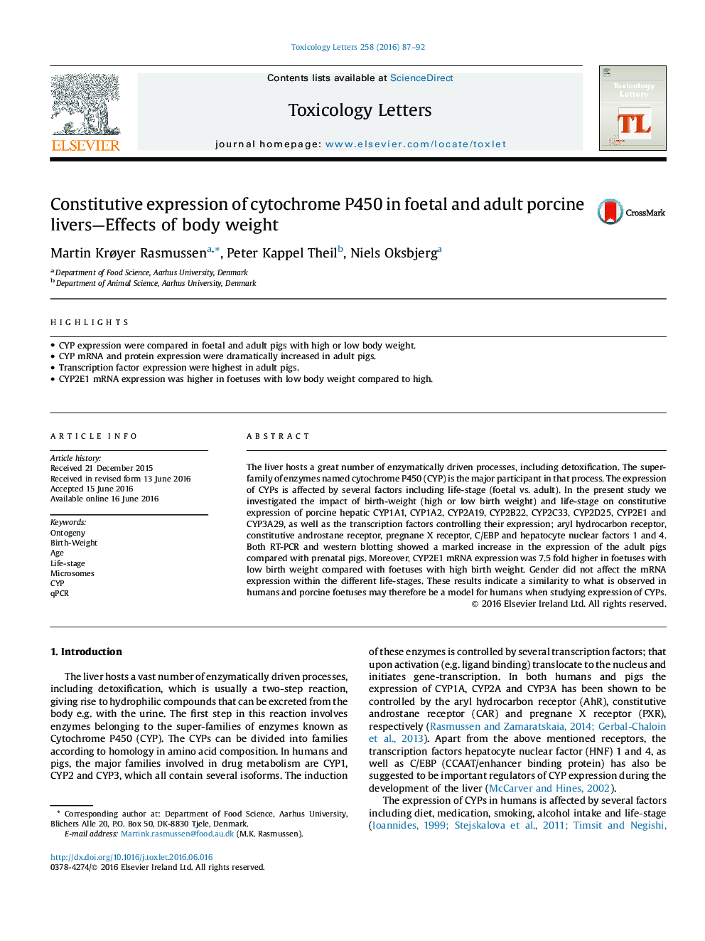 Constitutive expression of cytochrome P450 in foetal and adult porcine livers-Effects of body weight