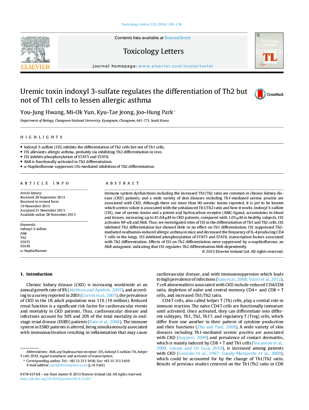 Uremic toxin indoxyl 3-sulfate regulates the differentiation of Th2 but not of Th1 cells to lessen allergic asthma