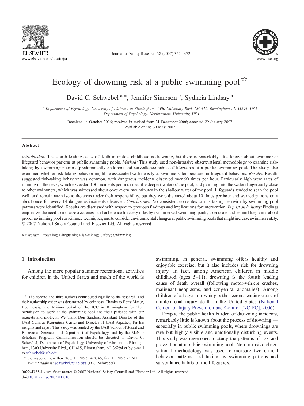 Ecology of drowning risk at a public swimming pool 