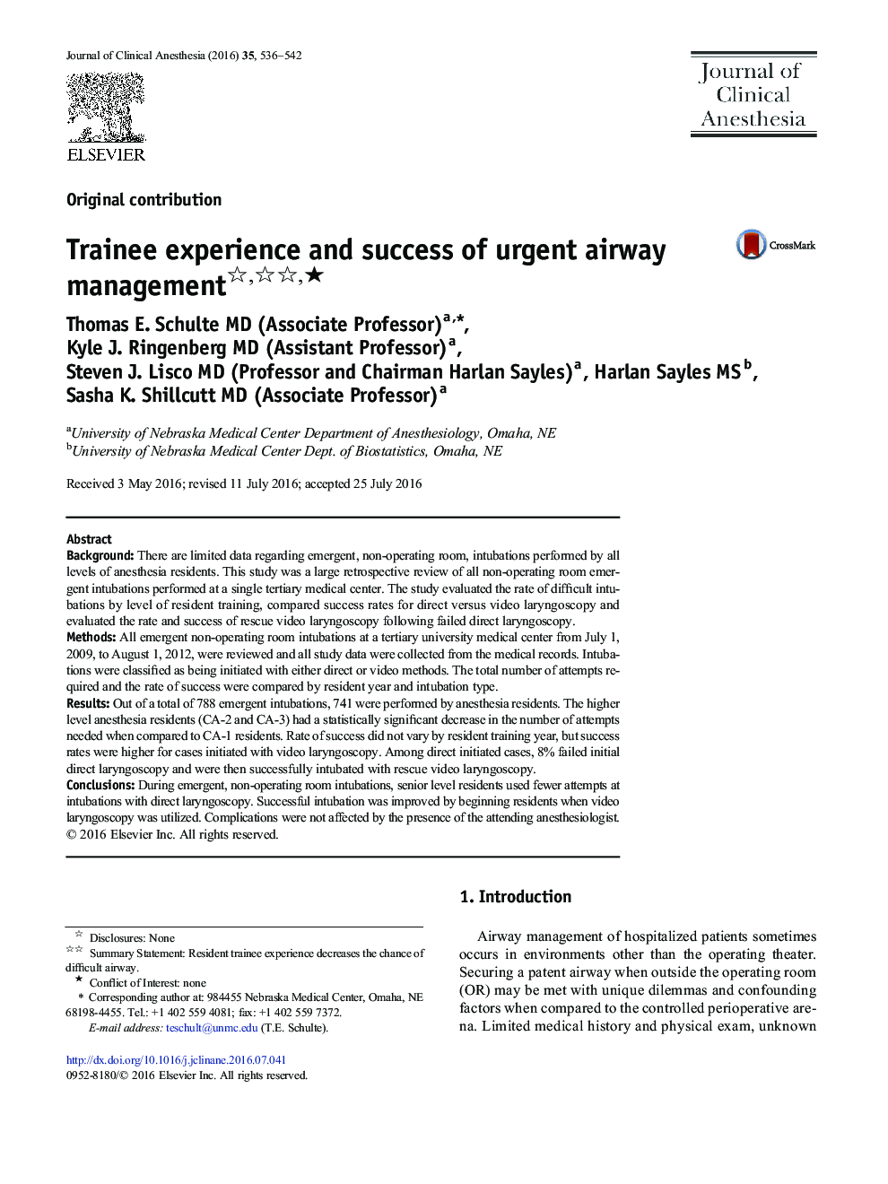 Trainee experience and success of urgent airway management