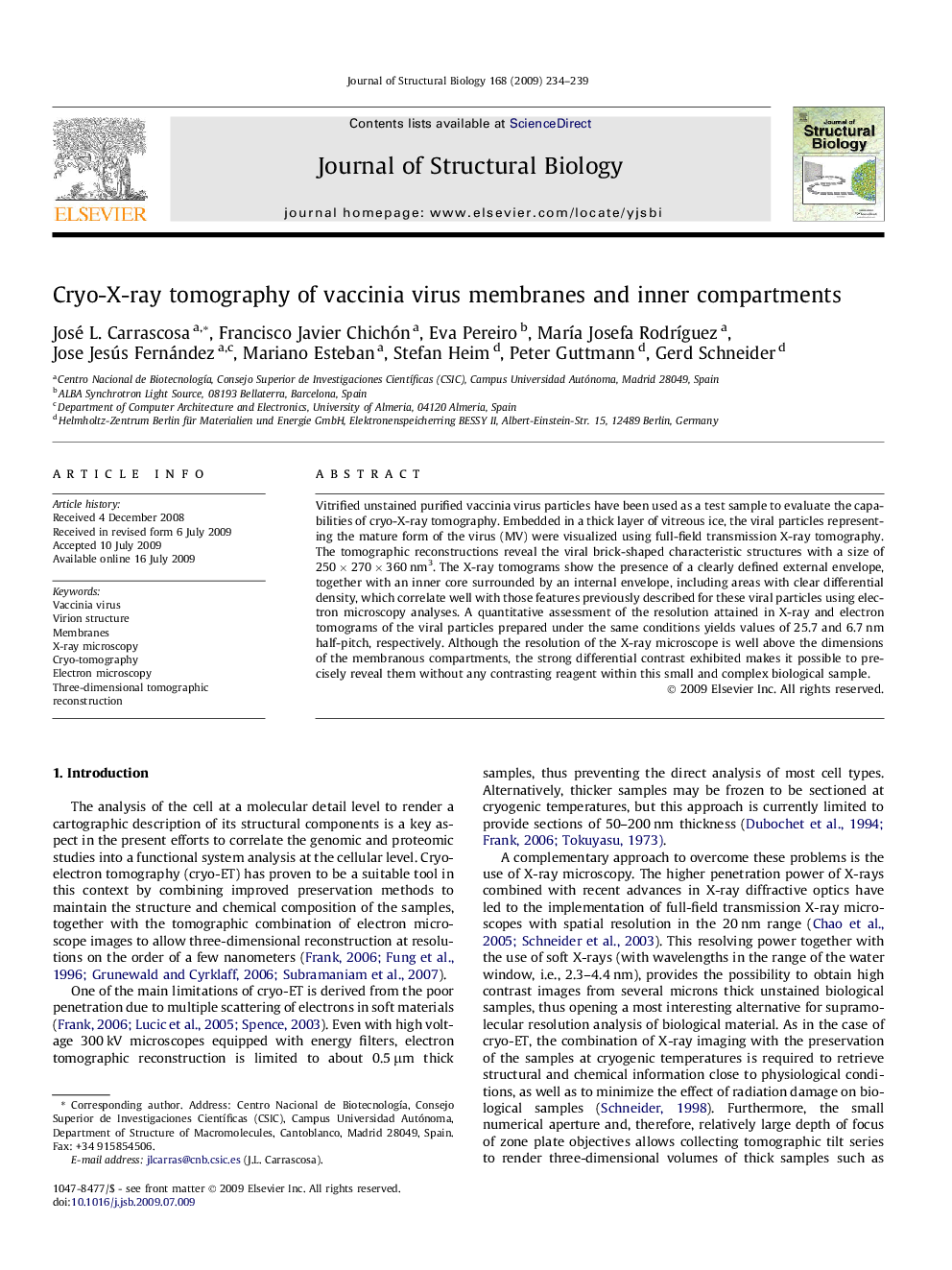 Cryo-X-ray tomography of vaccinia virus membranes and inner compartments