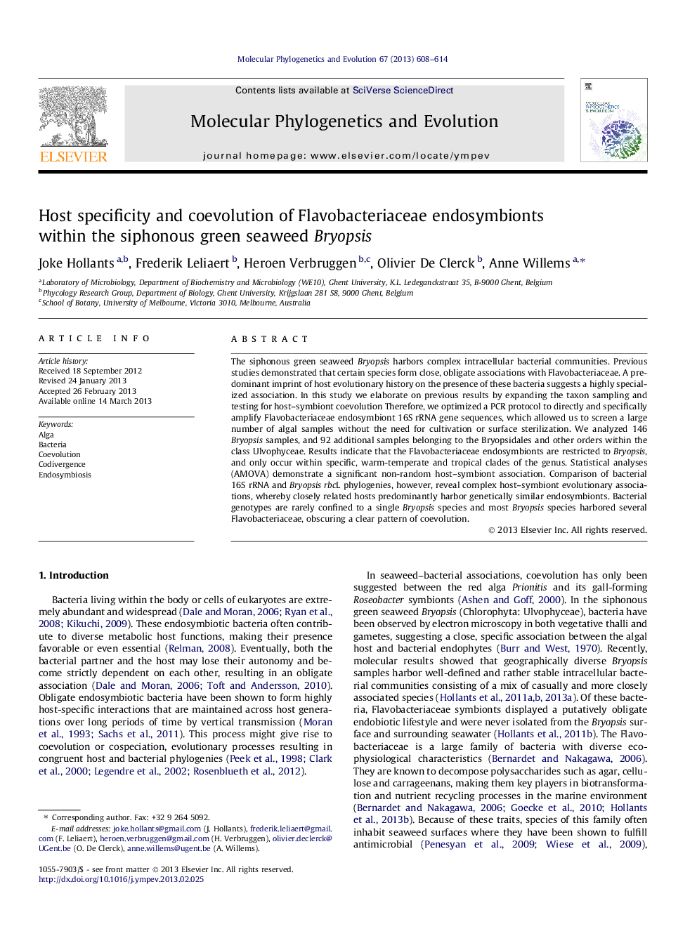 Host specificity and coevolution of Flavobacteriaceae endosymbionts within the siphonous green seaweed Bryopsis