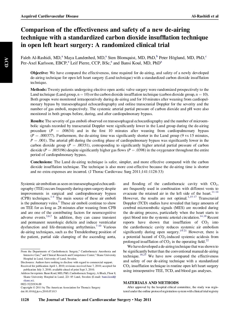 Comparison of the effectiveness and safety of a new de-airing technique with a standardized carbon dioxide insufflation technique in open left heart surgery: A randomized clinical trial