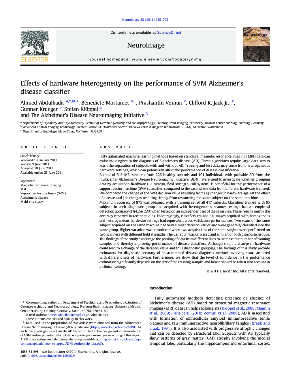 Effects of hardware heterogeneity on the performance of SVM Alzheimer's disease classifier
