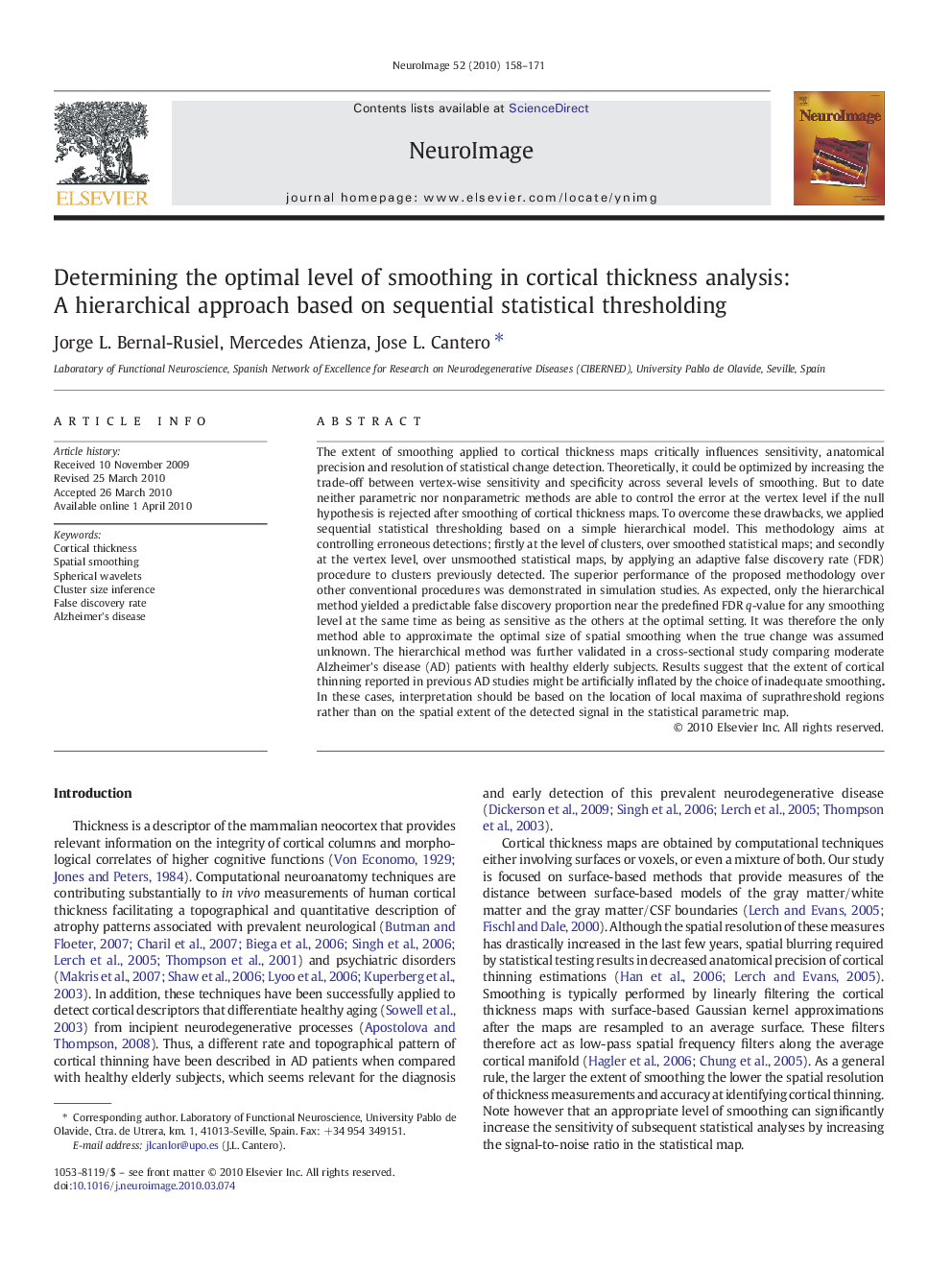 Determining the optimal level of smoothing in cortical thickness analysis: A hierarchical approach based on sequential statistical thresholding