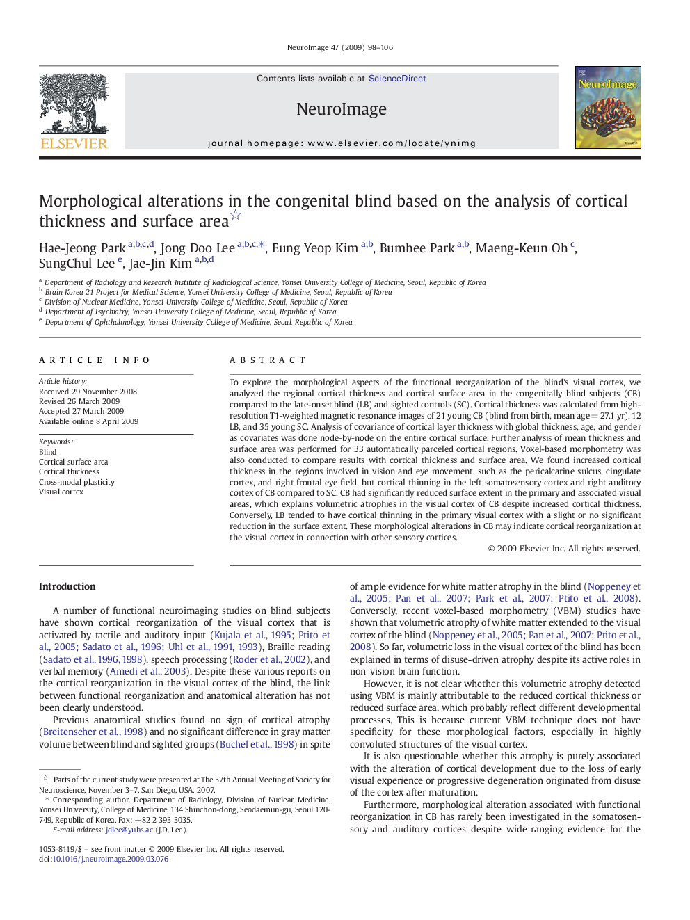 Morphological alterations in the congenital blind based on the analysis of cortical thickness and surface area