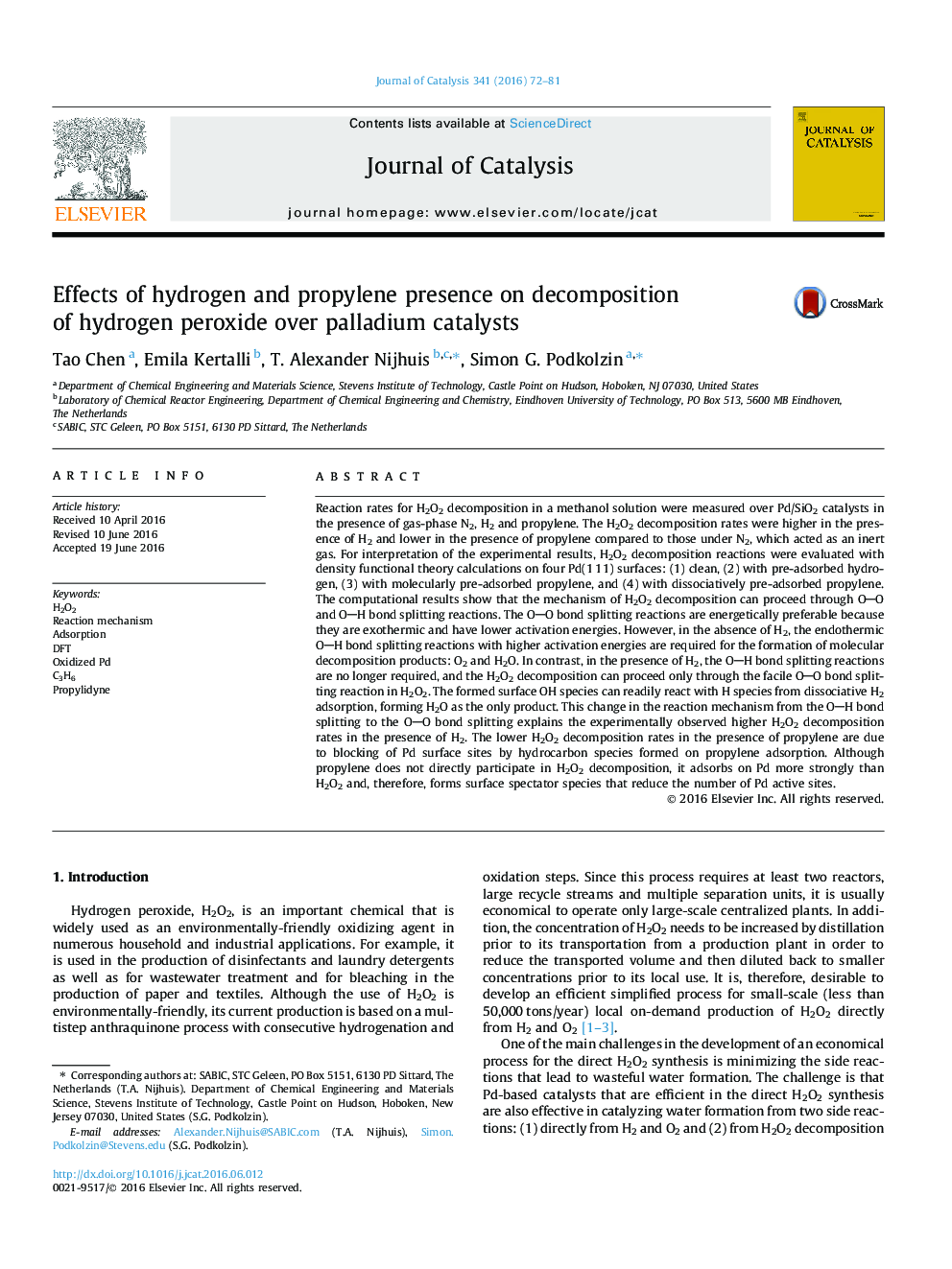 Effects of hydrogen and propylene presence on decomposition of hydrogen peroxide over palladium catalysts