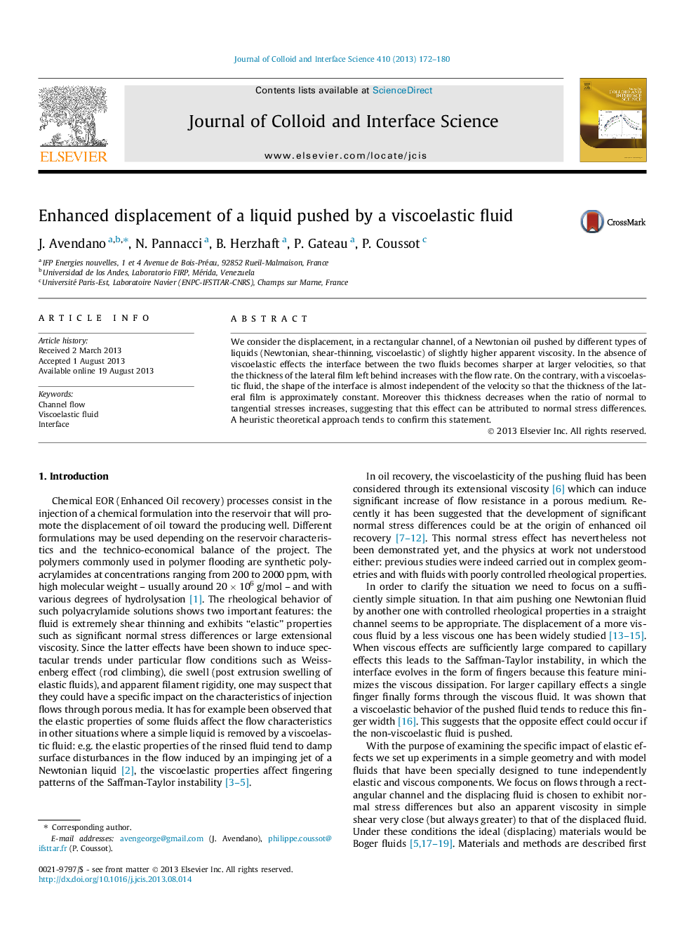 Enhanced displacement of a liquid pushed by a viscoelastic fluid